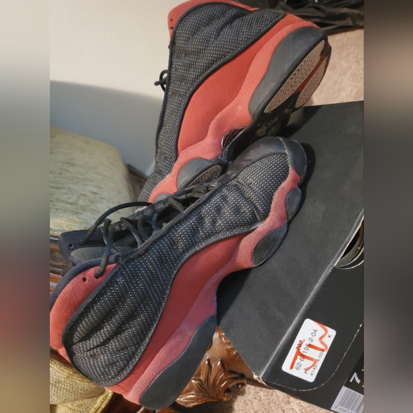 Air Jordan - Picture 2 of 9